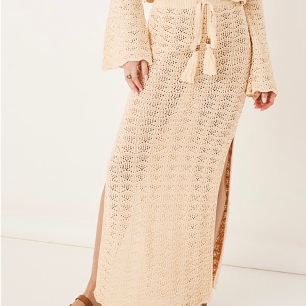 Elegant Cream Crochet Maxi Skirt